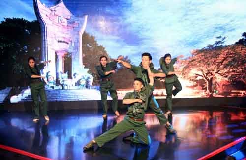 Phó Thủ tướng Thường trực dự chương trình ‘Linh thiêng Đất Mẹ ngàn năm’ - ảnh 2